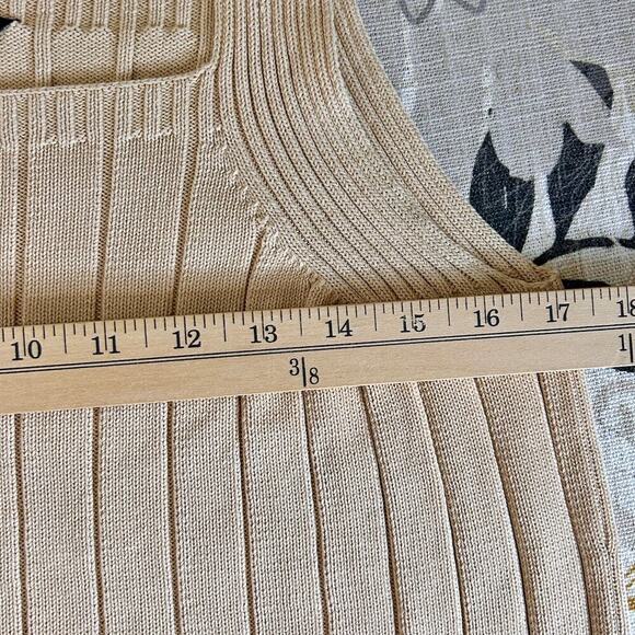 Ribbed Knit Cropped Sweater Tank Minimalist Clean Capsule Wardrobe SMALL MED - Picture 6 of 8